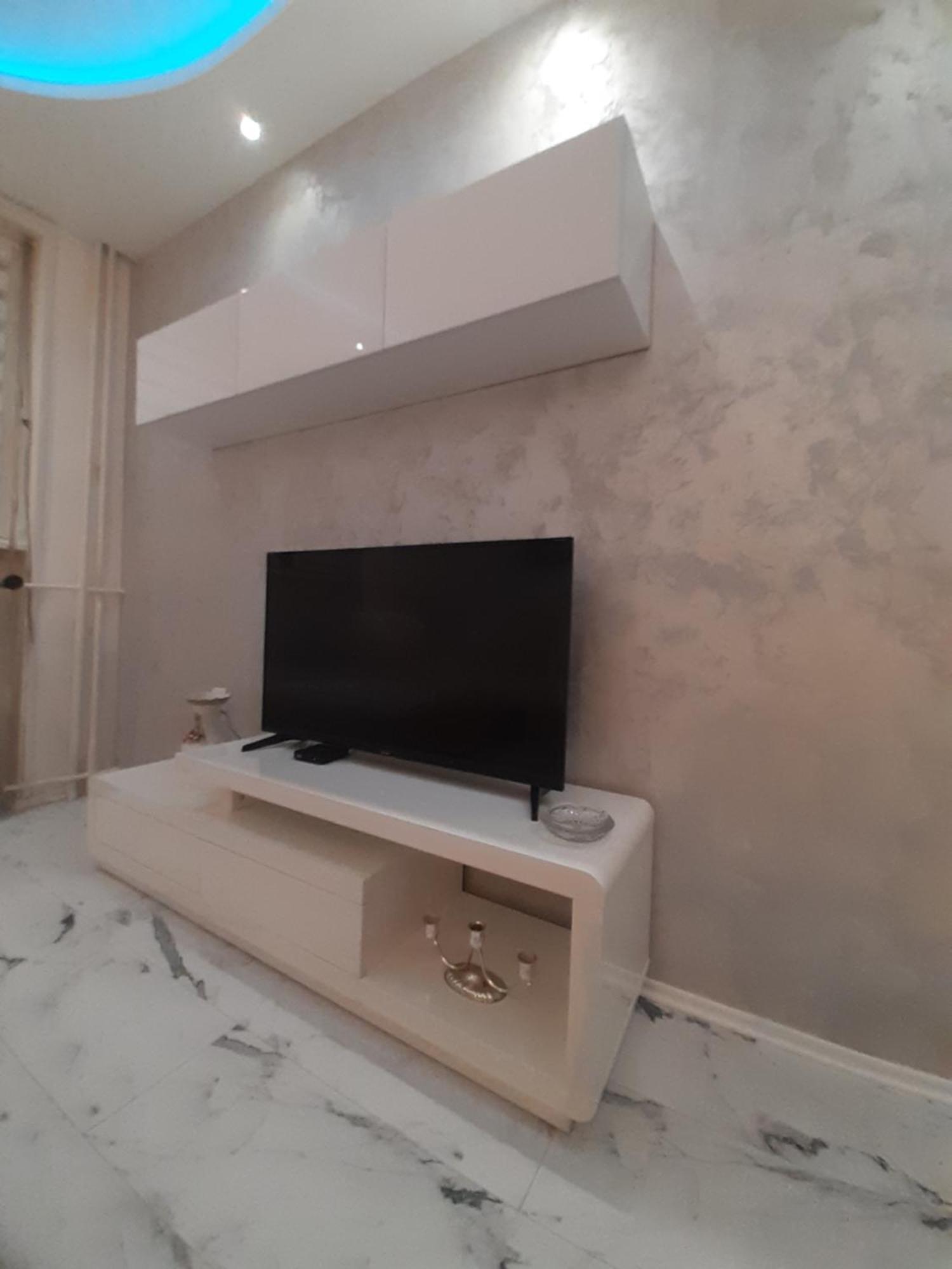 Appartamento Apartman Brdo Belgrado Esterno foto