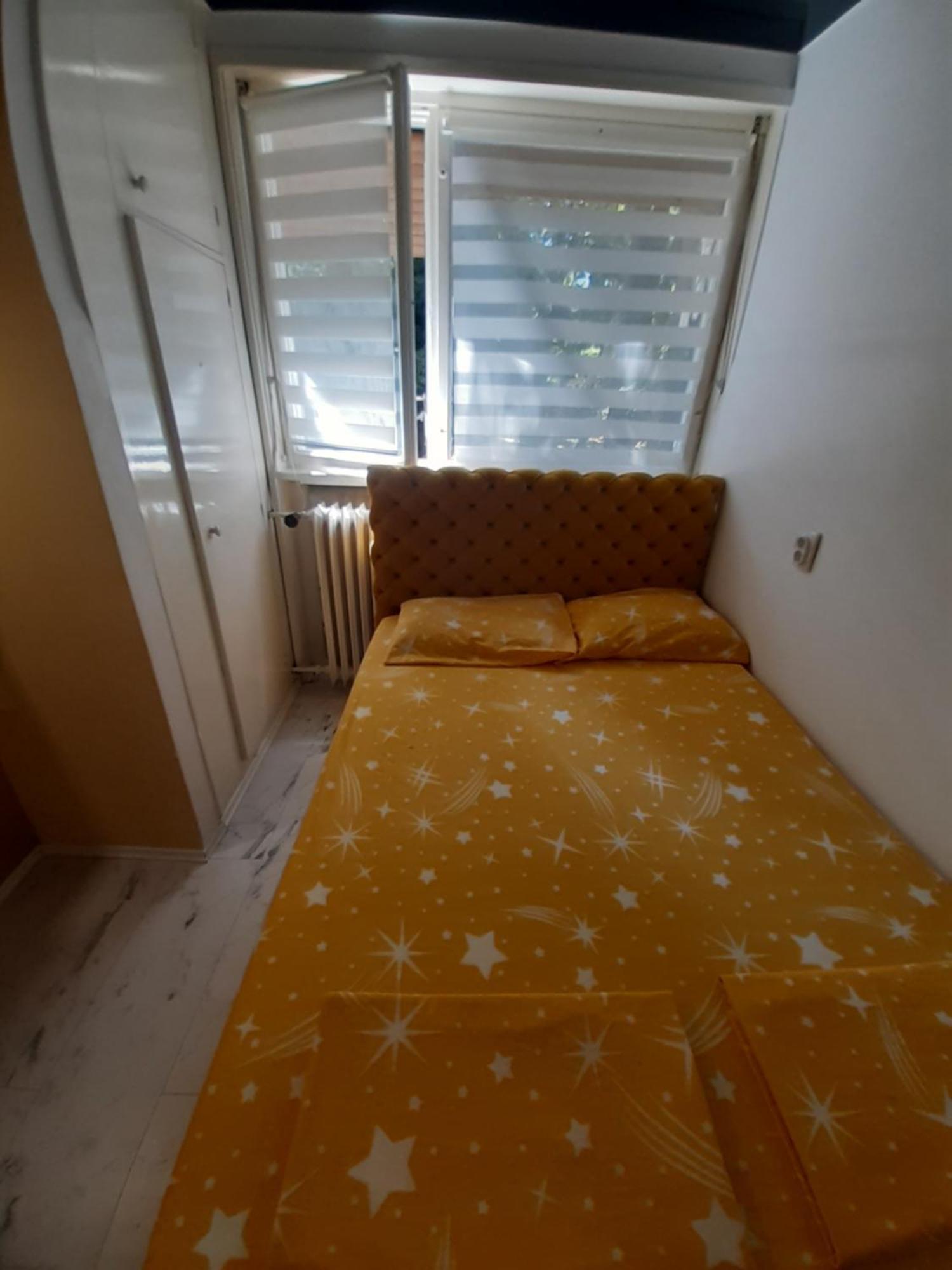 Appartamento Apartman Brdo Belgrado Esterno foto