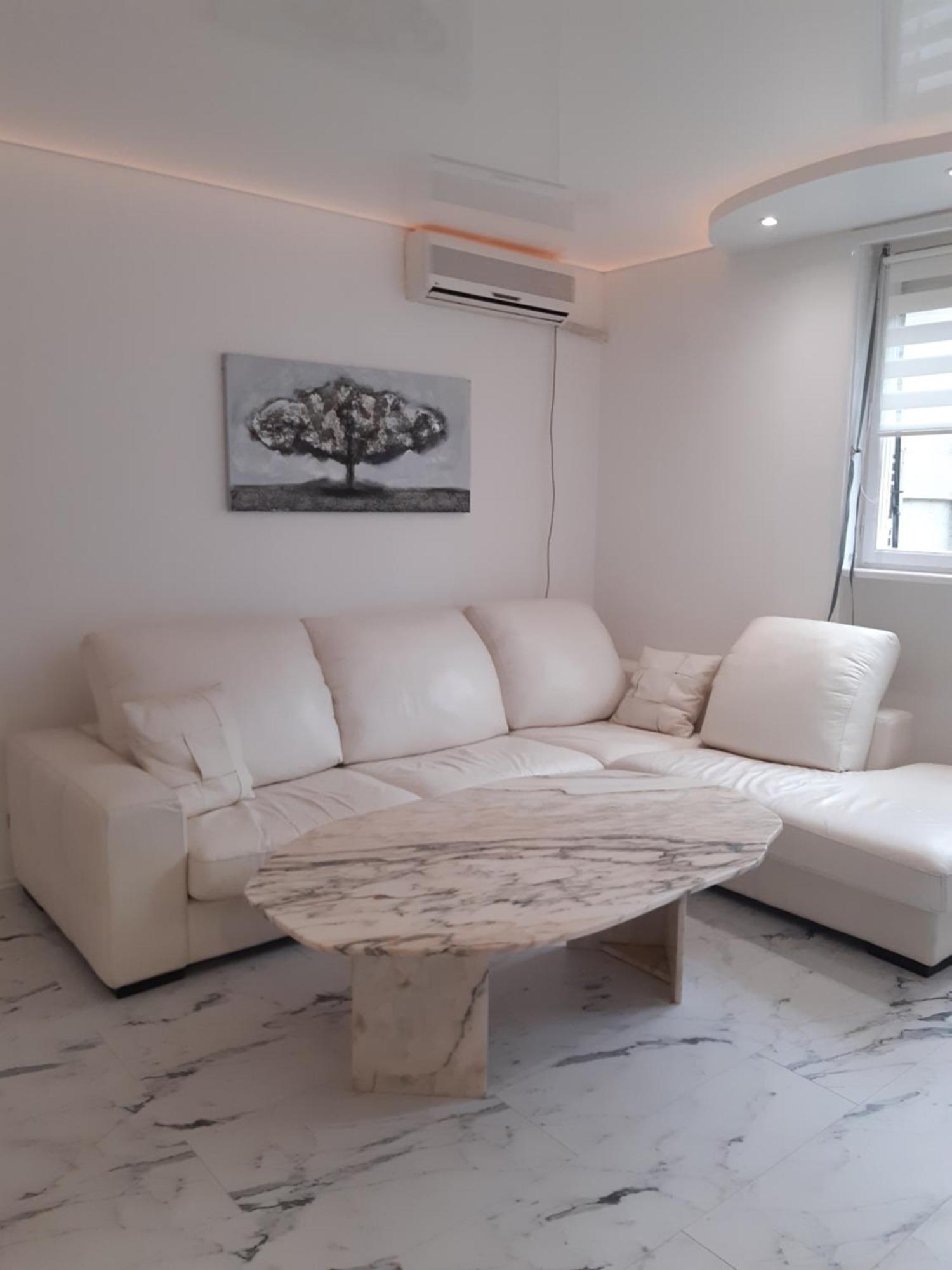 Appartamento Apartman Brdo Belgrado Esterno foto